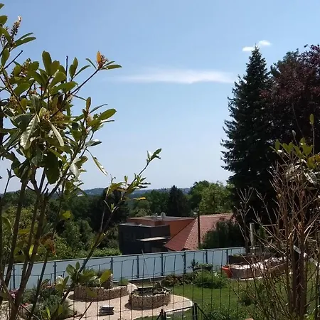 Daire Wohnen Im Grunen *